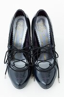 水銀燈モデルパンプス