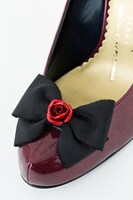 真紅モデルパンプス