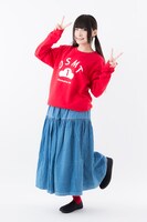 「おそ松さん スウェット」のおそ松の着用例。