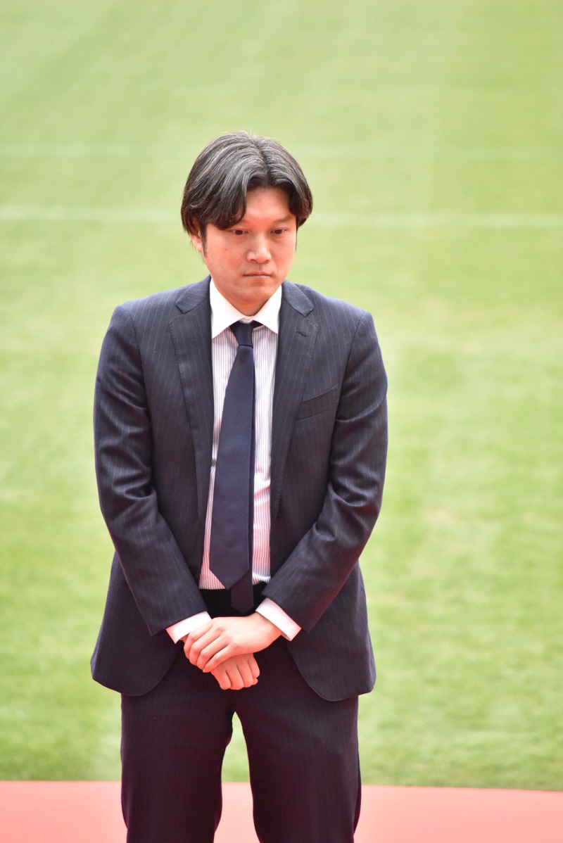 谷健二