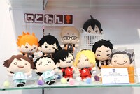 発売中の「ハイキュー!! ボールチェーン付きぬいぐるみ」。