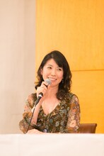 三石琴乃 撮影：木場 ヨシヒト