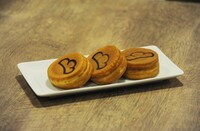 「どうやって分けんだよこの今川焼」