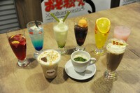 「おそ松さん」コラボカフェにて提供されるドリンク。