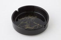 新TVシリーズ「ルパン三世」の放送を記念して制作された灰皿。