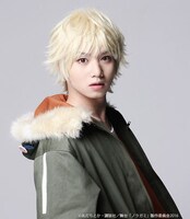 植田圭輔扮する雪音。