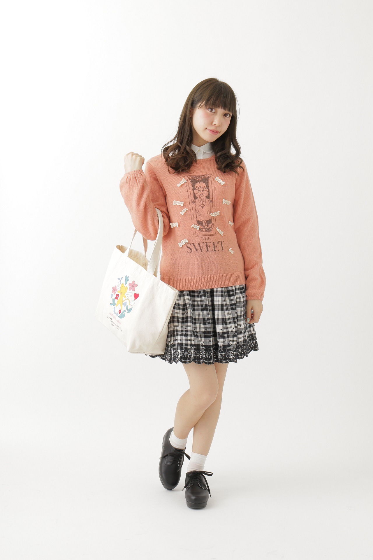 SWEETのカードプルオーバーニット