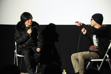 （左から）上條淳士、遠藤ミチロウ。