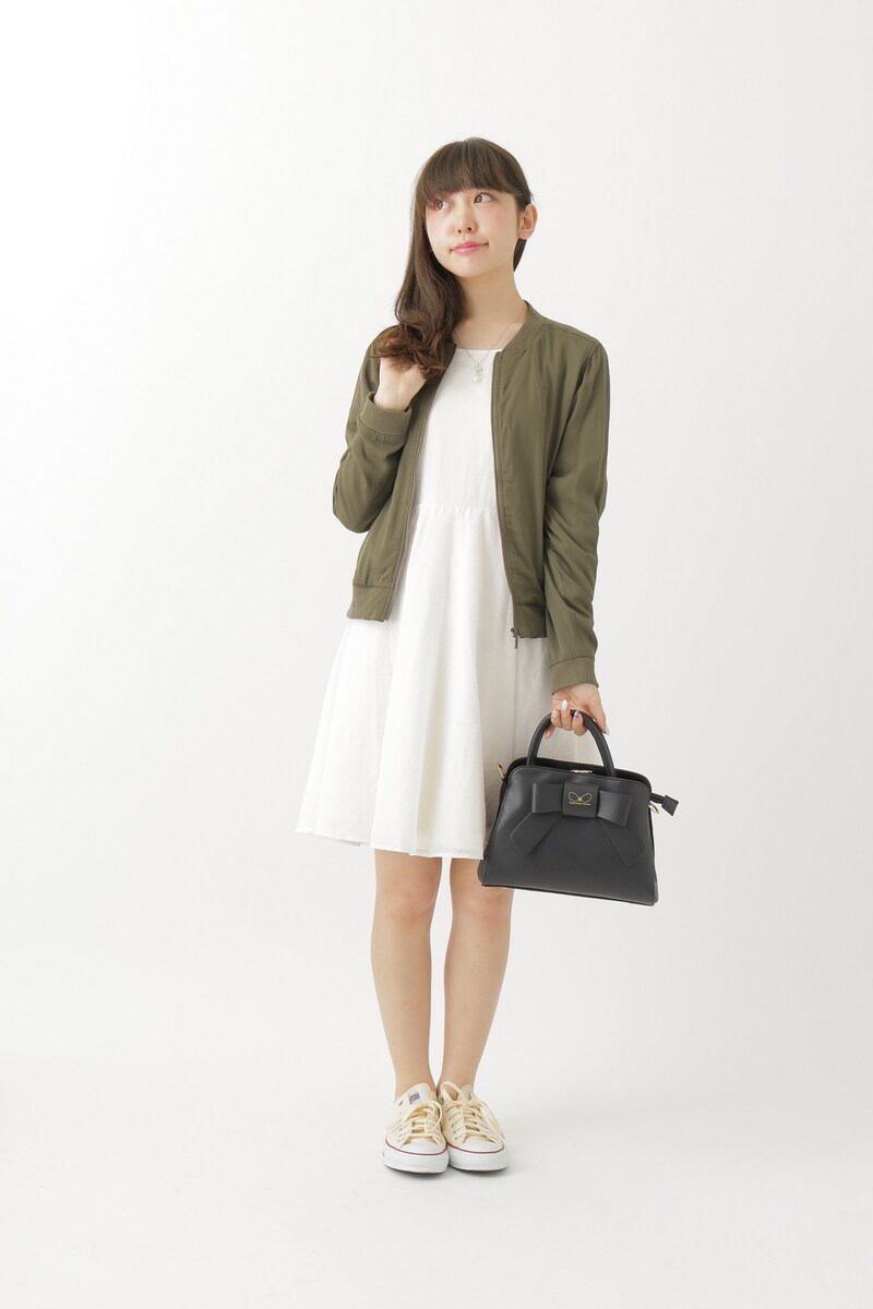 「さくら柄ワンピース」着用イメージ