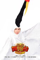 鶴役の飯山裕太。