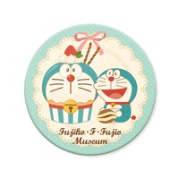 缶バッジ ドラえもんカップケーキ柄