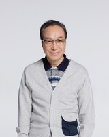 三蔵山龍役の小日向文世。