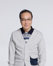 三蔵山龍役の小日向文世。