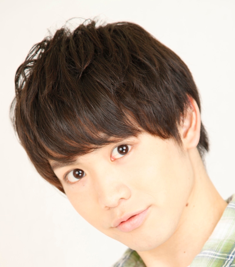 輝山立