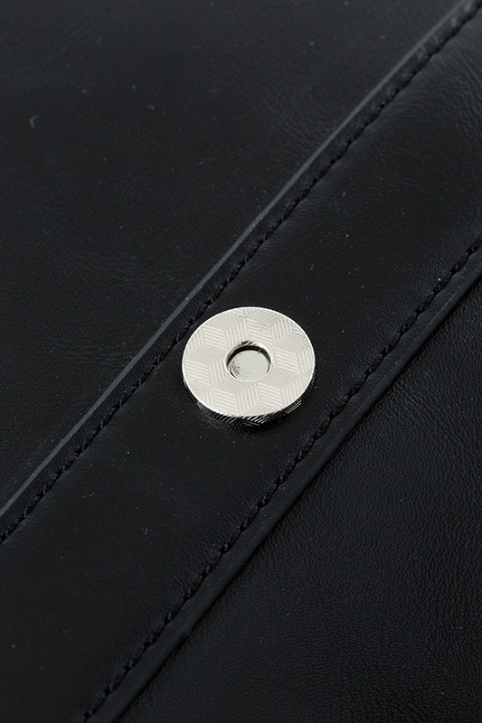 「トライガン ニコラス・D・ウルフウッドモデルショルダーバッグ」