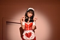 伊藤役の今野杏南。