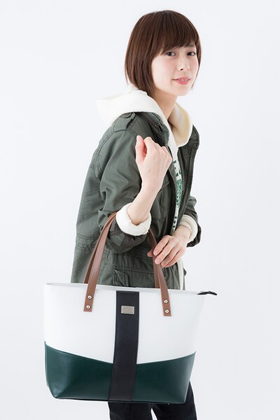 バッグの使用イメージ。