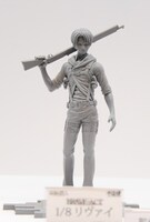 千値練ブースにて展示されていた「進撃の巨人」に登場するリヴァイのフィギュア。