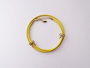 「同級生」レモンイエローリボンのブレスレット（9000円）