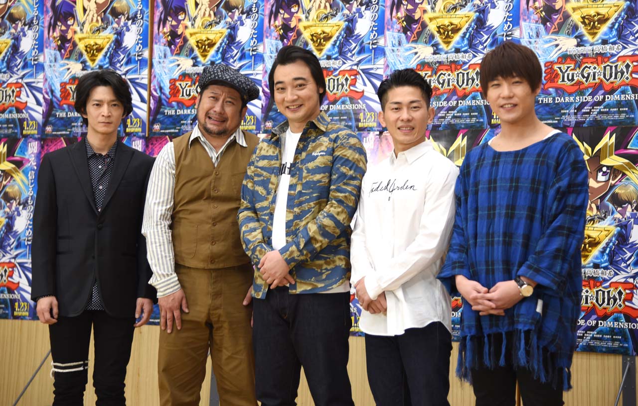 左から津田健次郎、ケンドーコバヤシ、ジャングルポケット。