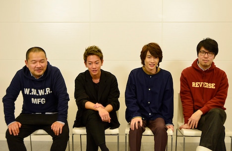 「バクマン。」ビジュアルコメンタリー収録の様子。左から大根仁、佐藤健、神木隆之介、川村元気。
