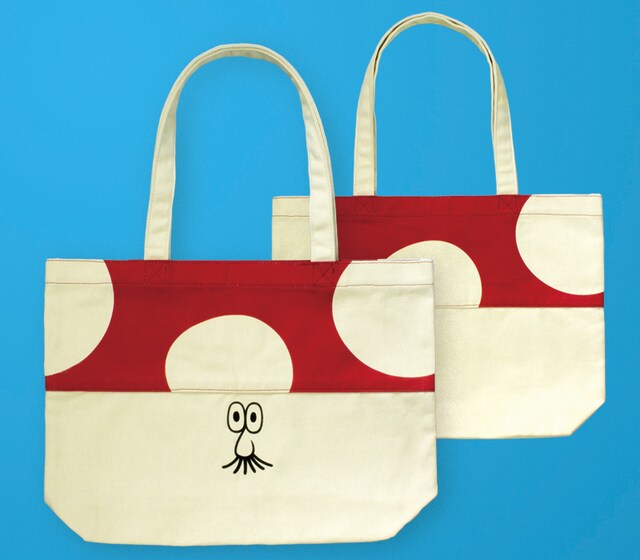 門出が愛用しているトートを再現した「デデデデ イソべやんトートバッグ」。価格は3218円。