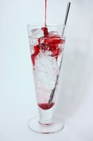 「『輸血する、準備しろ』B型緊急輸血ソーダ～いちごソーダ～」