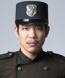 兒玉宣勝演じる織田千代長。(c)唐々煙／マッグガーデン 撮影：渡部孝弘