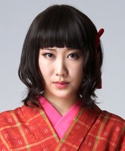 仁藤萌乃演じる錦。(c)唐々煙／マッグガーデン 撮影：渡部孝弘