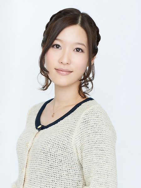 小平先生役の原由実。