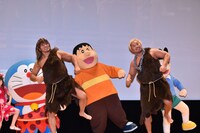 「ウンタカダンス」を踊る棚橋弘至と真壁刀義。