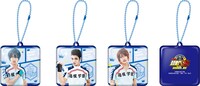 BIG ぷくぷくキーホルダー。（左から）真波山岳、泉田塔一郎、葦木場拓斗、キーホルダー裏面。