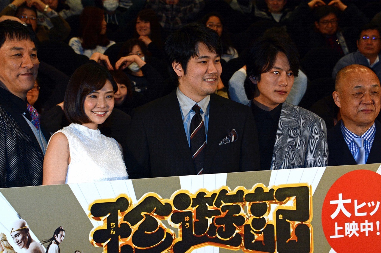 「珍遊記」初日舞台挨拶の様子。