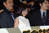 「珍遊記」初日舞台挨拶の様子。