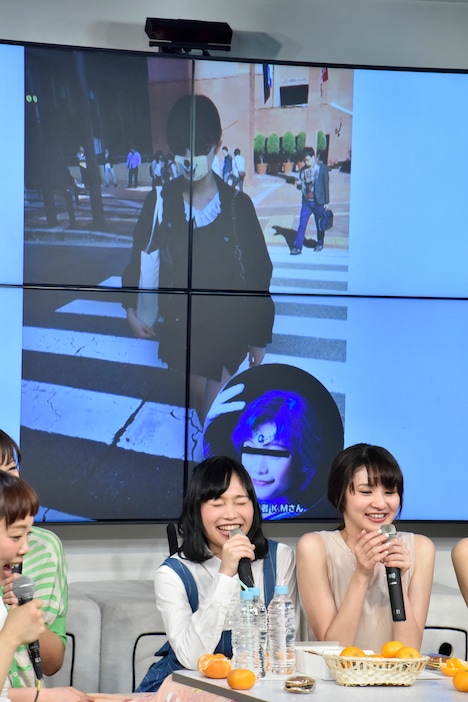 サングラスにマスクと、怪しい出で立ちの坂田を切り取った写真。