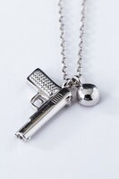 「暗殺教室」ネックレス（赤羽業モデル）