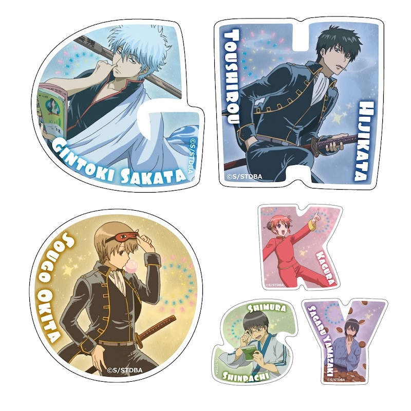 TSUTAYAにて先行販売されるアクリルバッジ。