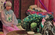 映画「少女椿」より。武瑠（SuG）演じるカナブンと異人たち。