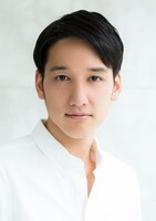 同僚の教師・神田和夫役を演じる田野倉雄太。