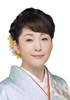 母親・立木尚子役を演じる松坂慶子。