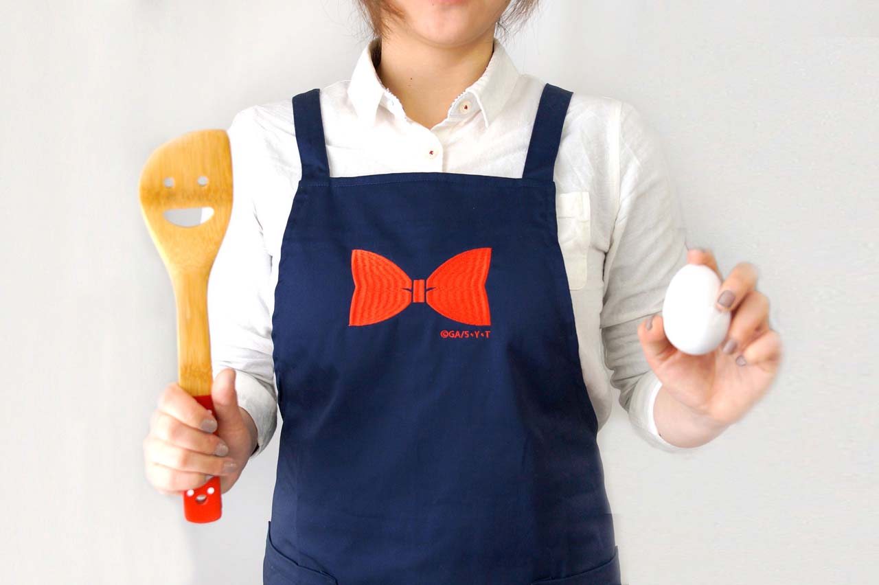 「コナンストアエプロン」