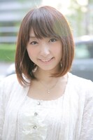 紅本茜役の高木友梨香。