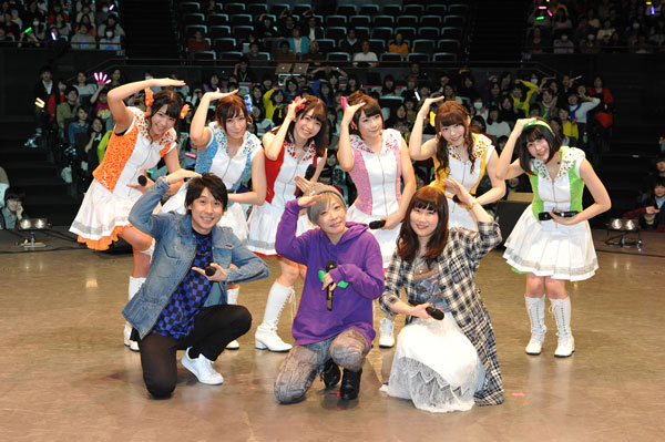 「おそ松さん シェーWAVE おそ松ステーション ファン感謝イベント チミ達と一緒にシェーザンス！」夜の部の様子。