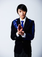 猪野広樹演じる葛先賢人（くずさきけんじん）。孤高の貝類オタク。