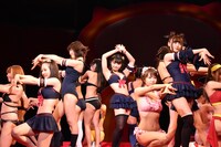 ニュース記事ランキング9位より、舞台「熱いぞ！猫ヶ谷!!」公開ゲネプロの様子。(c)克・亜樹／講談社