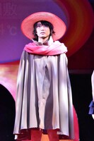 舞台「熱いぞ！猫ヶ谷!!」公開ゲネプロの様子。