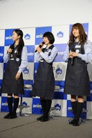 （左から）乃木坂46の佐々木琴子、生駒里奈、松村沙友理。