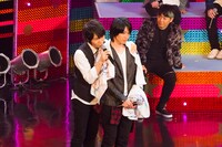 胸キュンなシチュエーションを演じる「胸キュン借り物アクター」の一幕。