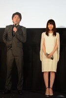 （左から）藤原竜也、有村架純。