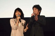 （左から）石田ゆり子、藤原竜也。